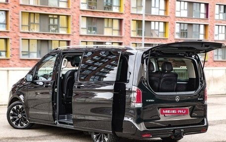 Mercedes-Benz V-Класс, 2024 год, 10 000 000 рублей, 15 фотография