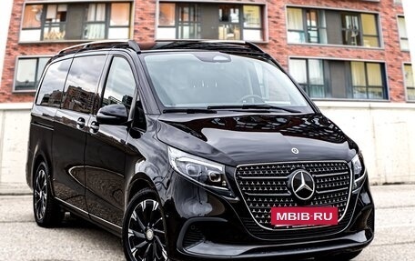 Mercedes-Benz V-Класс, 2024 год, 10 000 000 рублей, 11 фотография