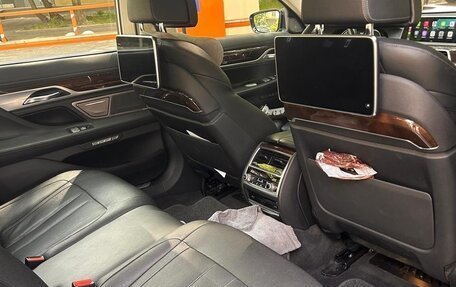 BMW 7 серия, 2016 год, 3 500 000 рублей, 4 фотография