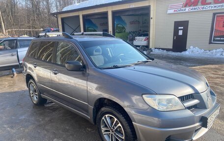 Mitsubishi Outlander III рестайлинг 3, 2007 год, 580 000 рублей, 2 фотография