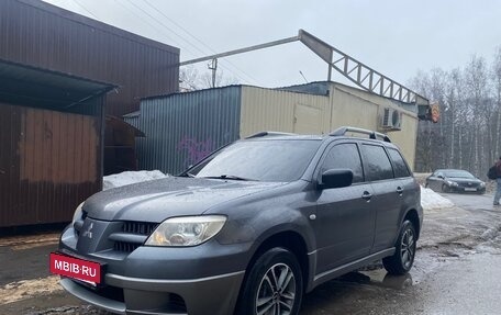 Mitsubishi Outlander III рестайлинг 3, 2007 год, 580 000 рублей, 5 фотография