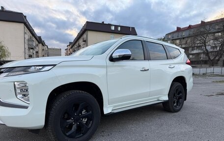 Mitsubishi Montero Sport, 2025 год, 6 700 000 рублей, 4 фотография