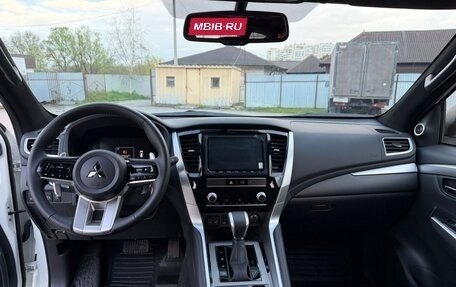 Mitsubishi Montero Sport, 2025 год, 6 700 000 рублей, 8 фотография