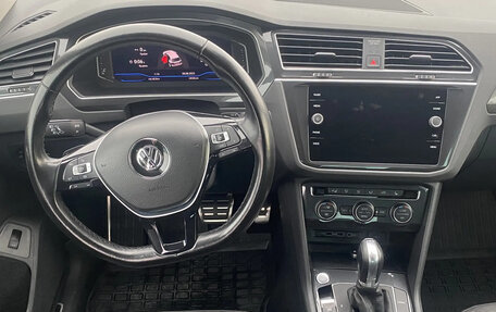 Volkswagen Tiguan II, 2019 год, 2 980 000 рублей, 12 фотография