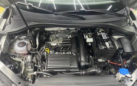 Volkswagen Tiguan II, 2019 год, 2 980 000 рублей, 14 фотография