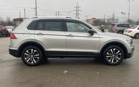 Volkswagen Tiguan II, 2019 год, 2 980 000 рублей, 5 фотография