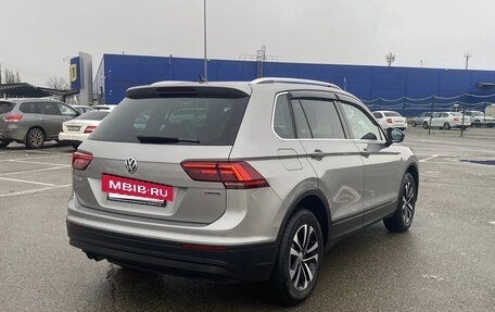 Volkswagen Tiguan II, 2019 год, 2 980 000 рублей, 7 фотография