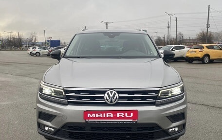 Volkswagen Tiguan II, 2019 год, 2 980 000 рублей, 2 фотография