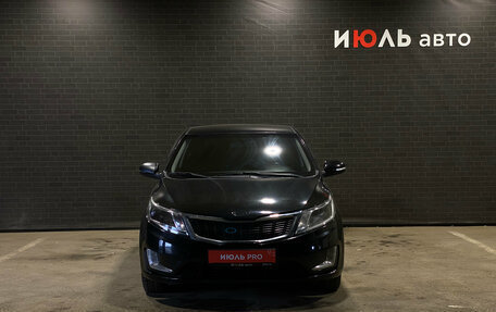 KIA Rio III рестайлинг, 2013 год, 900 000 рублей, 2 фотография