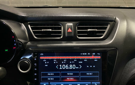 KIA Rio III рестайлинг, 2013 год, 900 000 рублей, 11 фотография