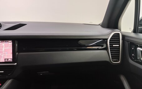 Porsche Cayenne III, 2021 год, 9 700 000 рублей, 13 фотография