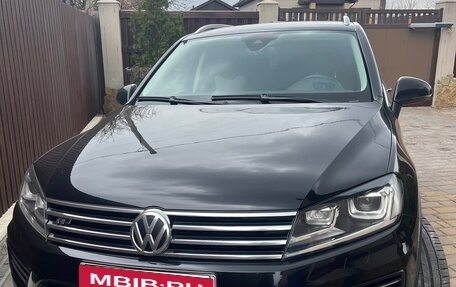 Volkswagen Touareg III, 2017 год, 2 950 000 рублей, 1 фотография