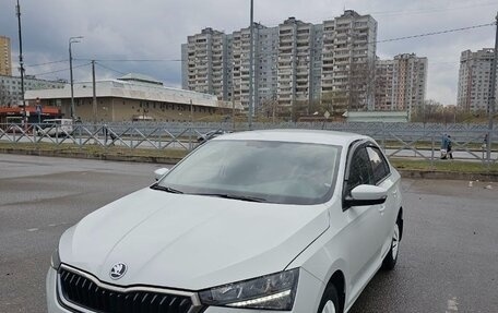 Skoda Rapid II, 2021 год, 1 550 000 рублей, 1 фотография