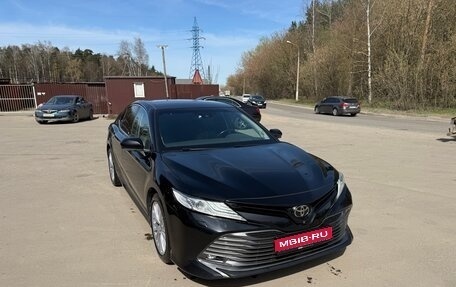 Toyota Camry, 2020 год, 3 300 000 рублей, 1 фотография