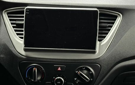 Hyundai Solaris II рестайлинг, 2019 год, 1 429 900 рублей, 29 фотография