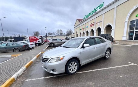 Toyota Camry, 2010 год, 1 000 000 рублей, 8 фотография