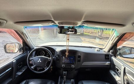 Mitsubishi Pajero IV, 2011 год, 1 800 000 рублей, 9 фотография