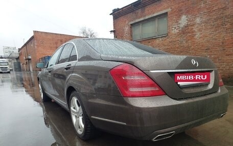 Mercedes-Benz S-Класс, 2009 год, 2 300 000 рублей, 6 фотография