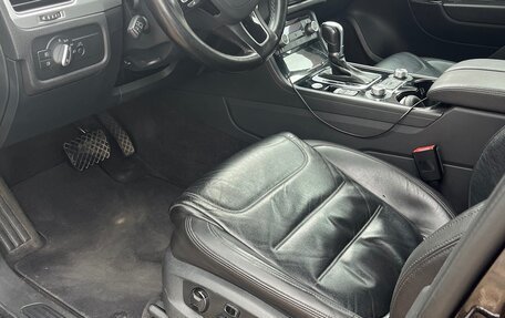 Volkswagen Touareg III, 2017 год, 2 950 000 рублей, 2 фотография