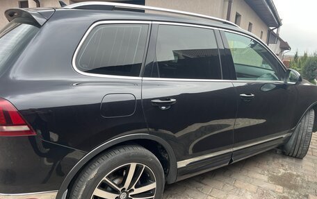 Volkswagen Touareg III, 2017 год, 2 950 000 рублей, 10 фотография