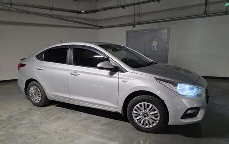 Hyundai Solaris II рестайлинг, 2018 год, 590 000 рублей, 4 фотография