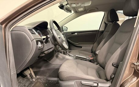 Volkswagen Jetta VI, 2011 год, 699 000 рублей, 10 фотография