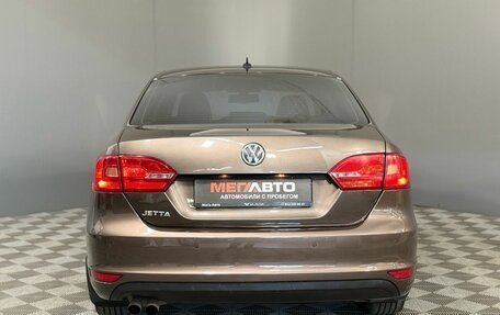 Volkswagen Jetta VI, 2011 год, 699 000 рублей, 5 фотография