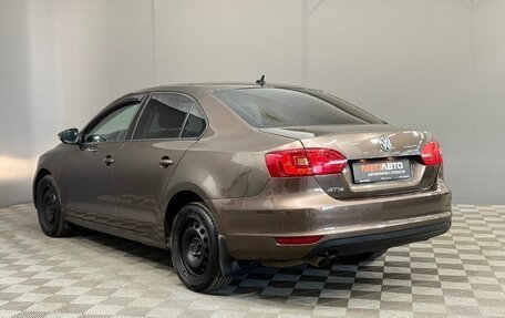 Volkswagen Jetta VI, 2011 год, 699 000 рублей, 4 фотография
