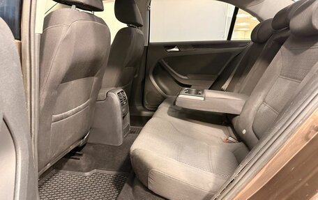 Volkswagen Jetta VI, 2011 год, 699 000 рублей, 15 фотография