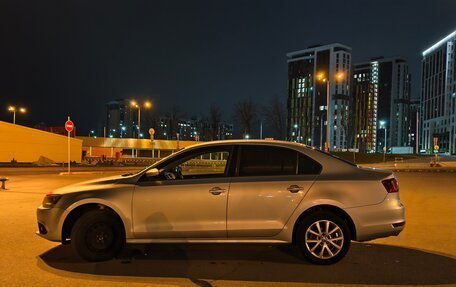 Volkswagen Jetta VI, 2013 год, 950 000 рублей, 4 фотография