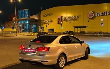 Volkswagen Jetta VI, 2013 год, 950 000 рублей, 8 фотография
