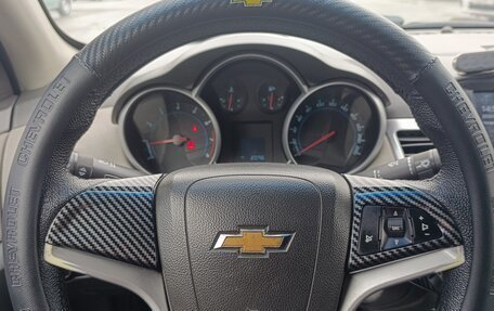 Chevrolet Cruze II, 2010 год, 660 000 рублей, 7 фотография