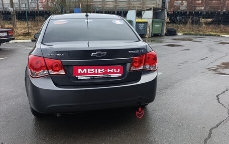 Chevrolet Cruze II, 2010 год, 660 000 рублей, 6 фотография