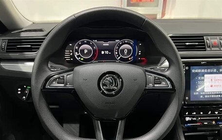 Skoda Superb III рестайлинг, 2025 год, 2 640 000 рублей, 15 фотография