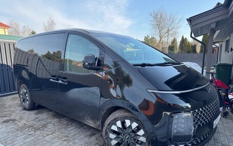 Hyundai Staria, 2021 год, 4 700 000 рублей, 5 фотография