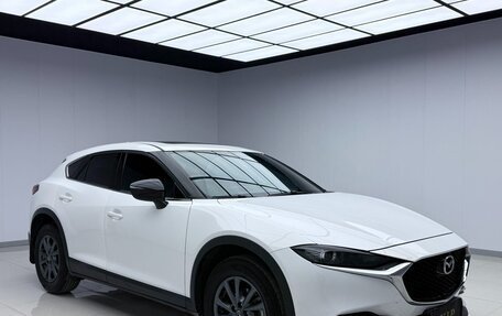 Mazda CX-4, 2023 год, 2 410 000 рублей, 3 фотография