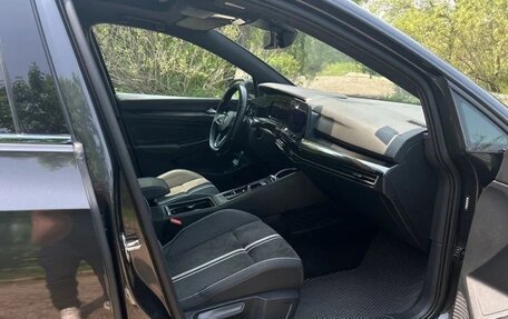 Volkswagen Golf VIII, 2022 год, 2 400 000 рублей, 8 фотография