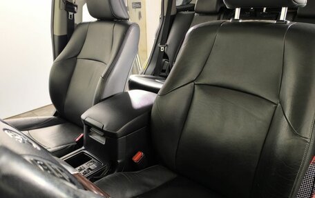 Toyota Land Cruiser Prado 150 рестайлинг 2, 2016 год, 3 900 000 рублей, 9 фотография