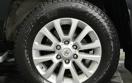 Toyota Land Cruiser Prado 150 рестайлинг 2, 2016 год, 3 900 000 рублей, 27 фотография