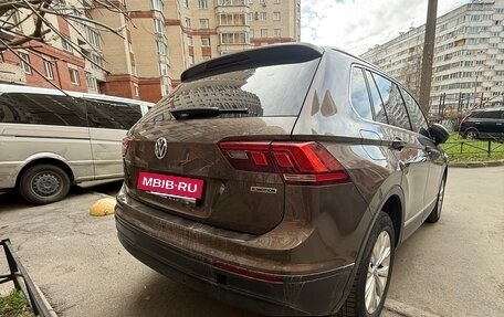 Volkswagen Tiguan II, 2018 год, 1 780 000 рублей, 6 фотография