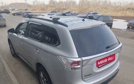 Mitsubishi Outlander III рестайлинг 3, 2013 год, 1 450 000 рублей, 7 фотография