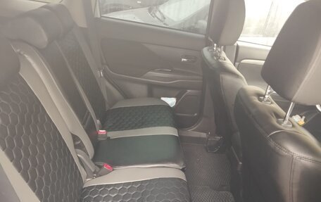 Mitsubishi Outlander III рестайлинг 3, 2013 год, 1 450 000 рублей, 14 фотография