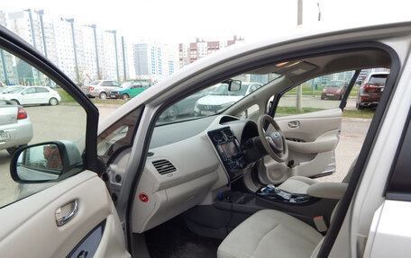 Nissan Leaf I, 2010 год, 740 000 рублей, 13 фотография