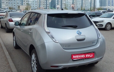 Nissan Leaf I, 2010 год, 740 000 рублей, 4 фотография