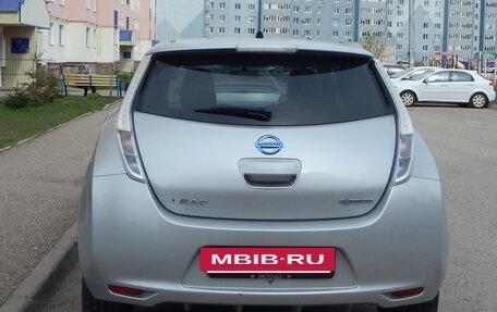 Nissan Leaf I, 2010 год, 740 000 рублей, 5 фотография