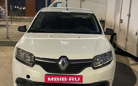 Renault Logan II, 2018 год, 380 000 рублей, 3 фотография