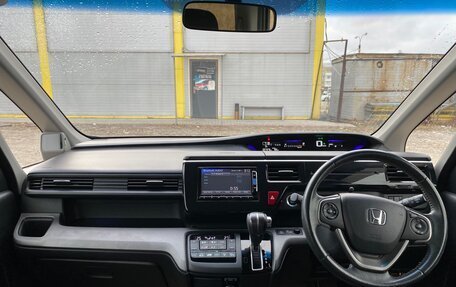 Honda Stepwgn IV, 2015 год, 1 730 000 рублей, 10 фотография