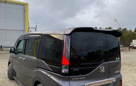 Honda Stepwgn IV, 2015 год, 1 730 000 рублей, 5 фотография