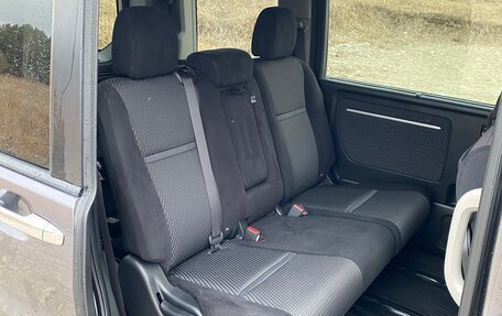 Honda Stepwgn IV, 2015 год, 1 730 000 рублей, 12 фотография