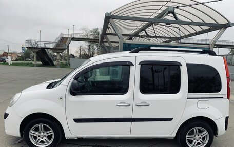 Renault Kangoo II рестайлинг, 2013 год, 990 000 рублей, 4 фотография